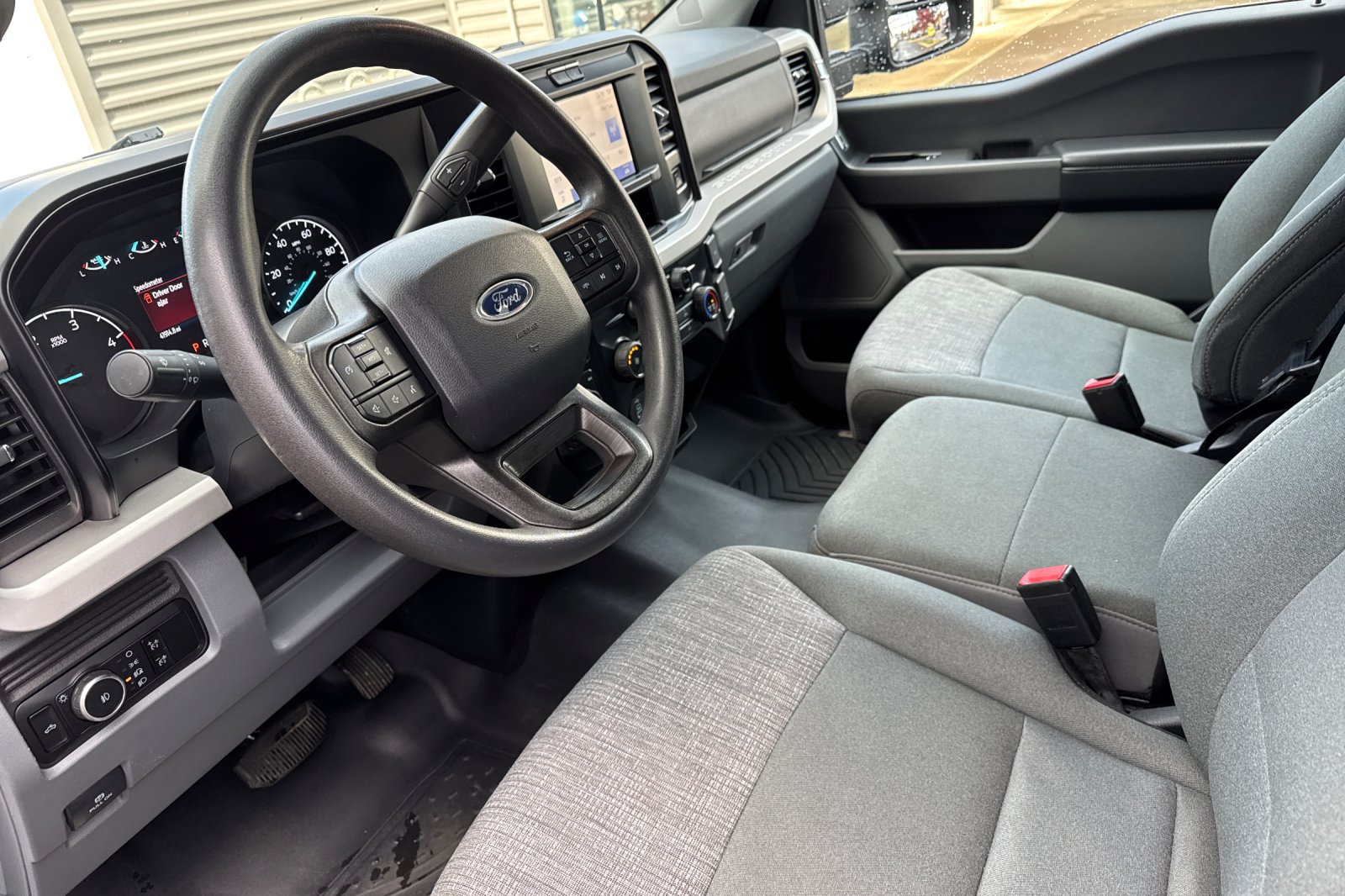 Certified 2024 Ford F350 Lariat w/ Lariat Ultimate Package AWD/4WD image 10