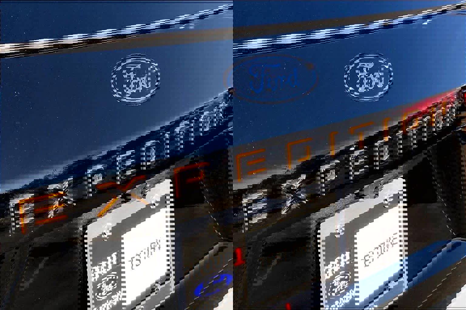 Certified 2025 Ford Expedition Tremor image 31