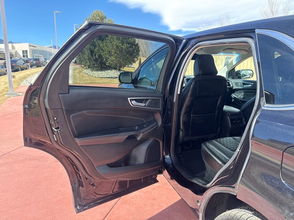 Certified 2024 Ford Edge Titanium AWD/4WD image 18