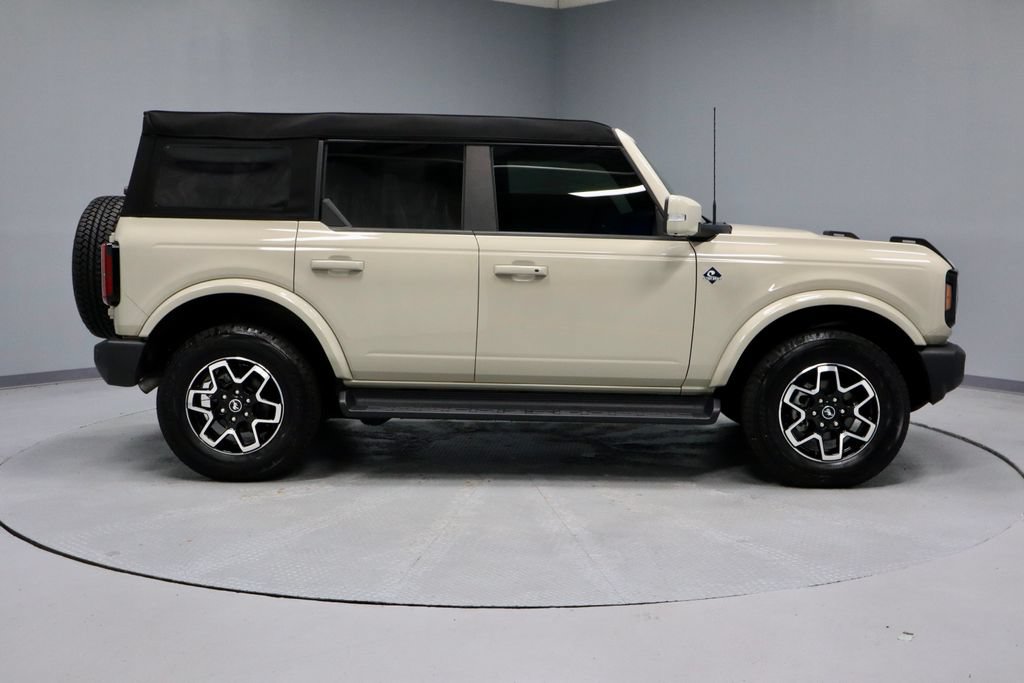 Certified 2025 Ford Bronco Outer Banks AWD/4WD image 13