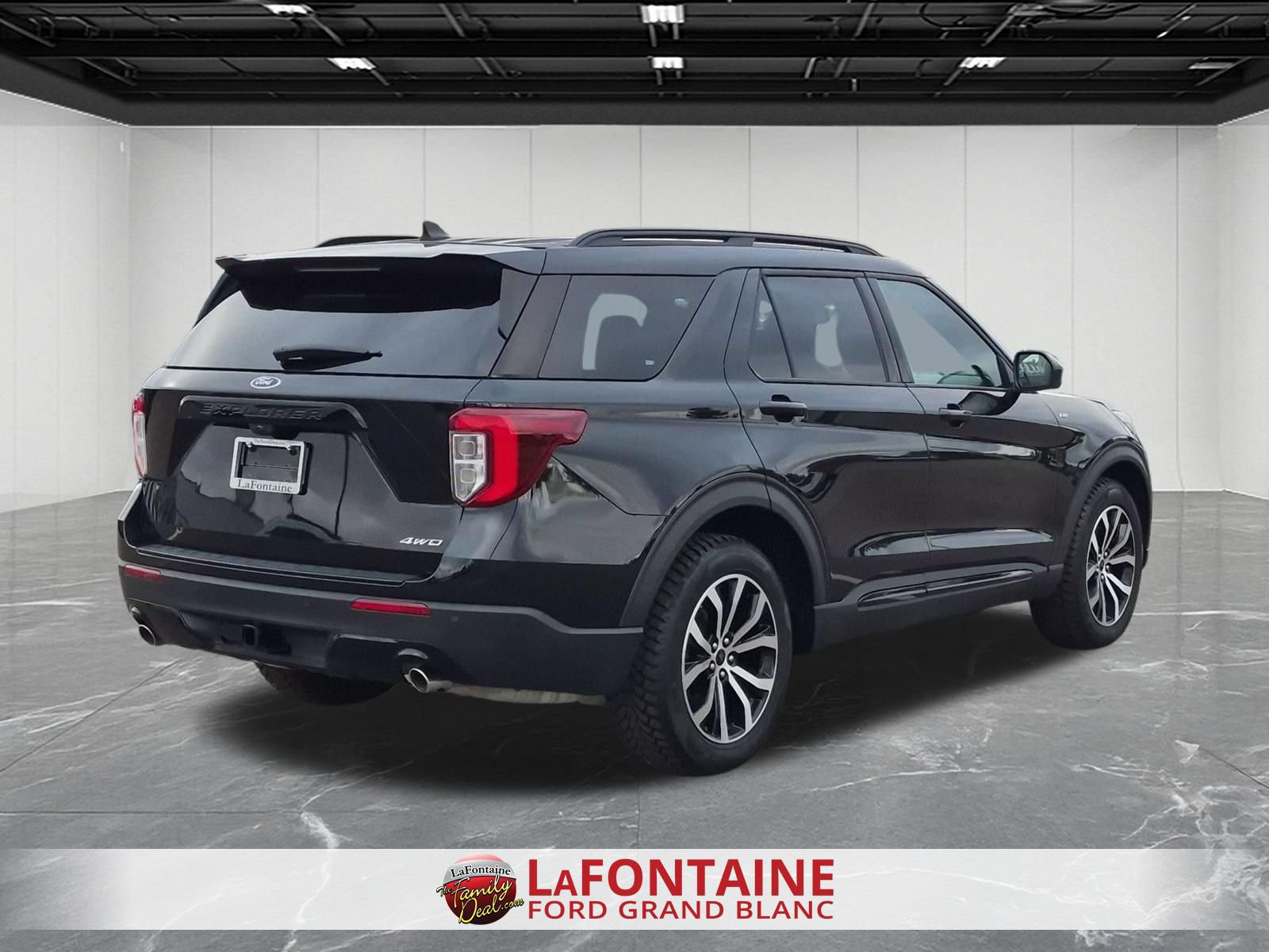 Certified 2023 Ford Explorer ST-Line w/ Class IV Trailer Tow Package AWD/4WD image 5