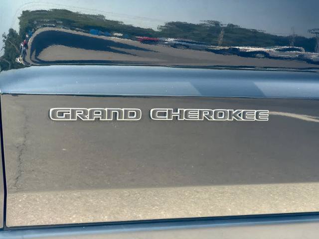 Used 2021 Jeep Grand Cherokee Limited w/ Premium Lighting Group AWD/4WD image 13