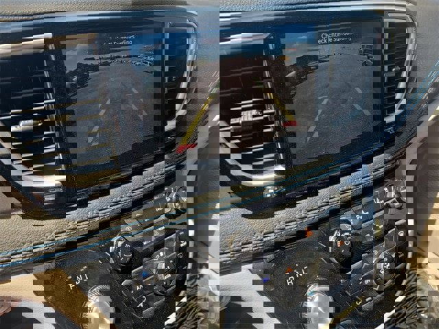 Used 2021 Chrysler Pacifica Touring image 16