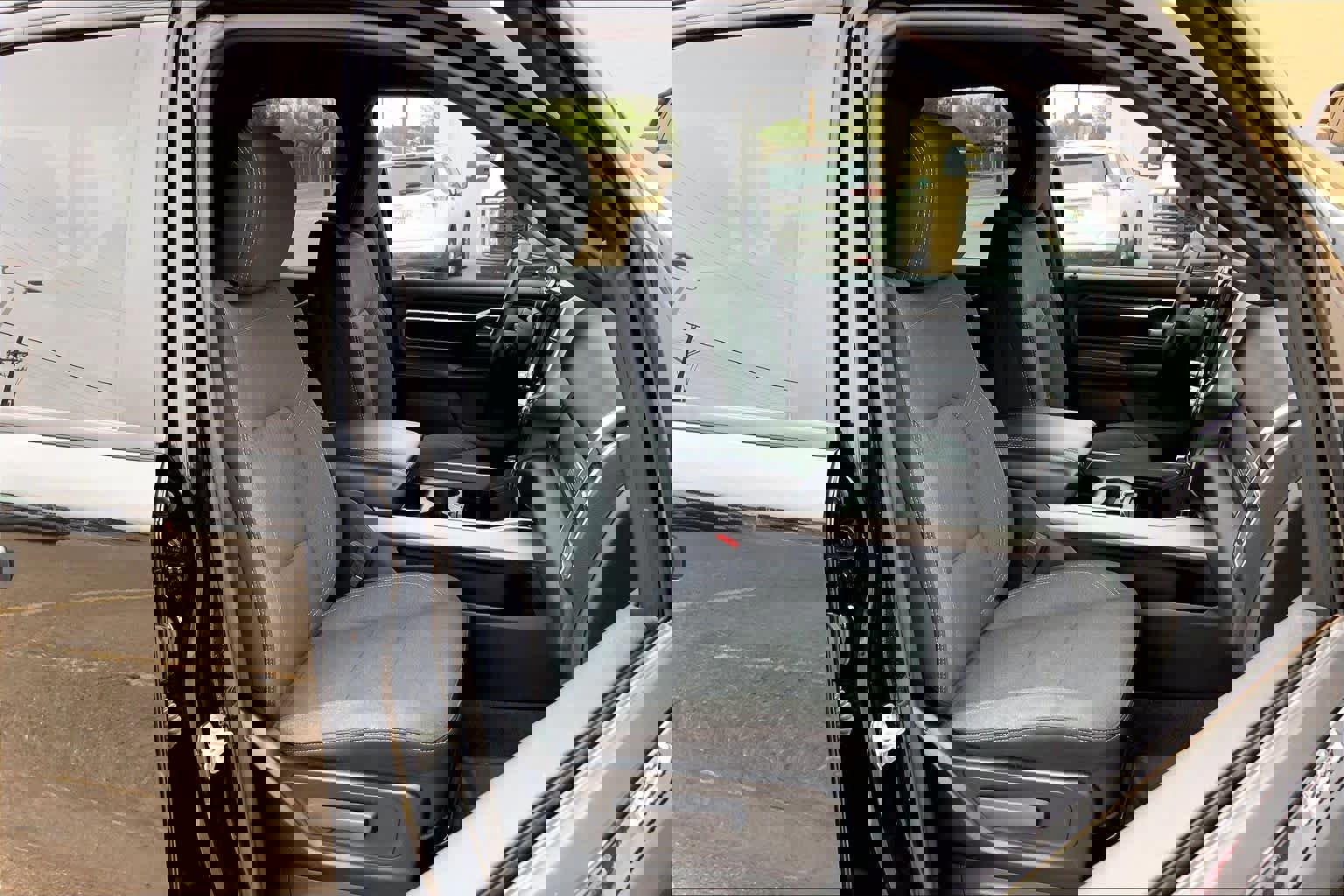 Used 2024 RAM 1500 Big Horn image 11