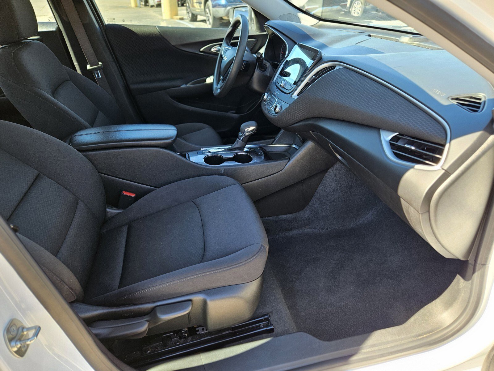 Used 2024 Chevrolet Malibu LT image 12