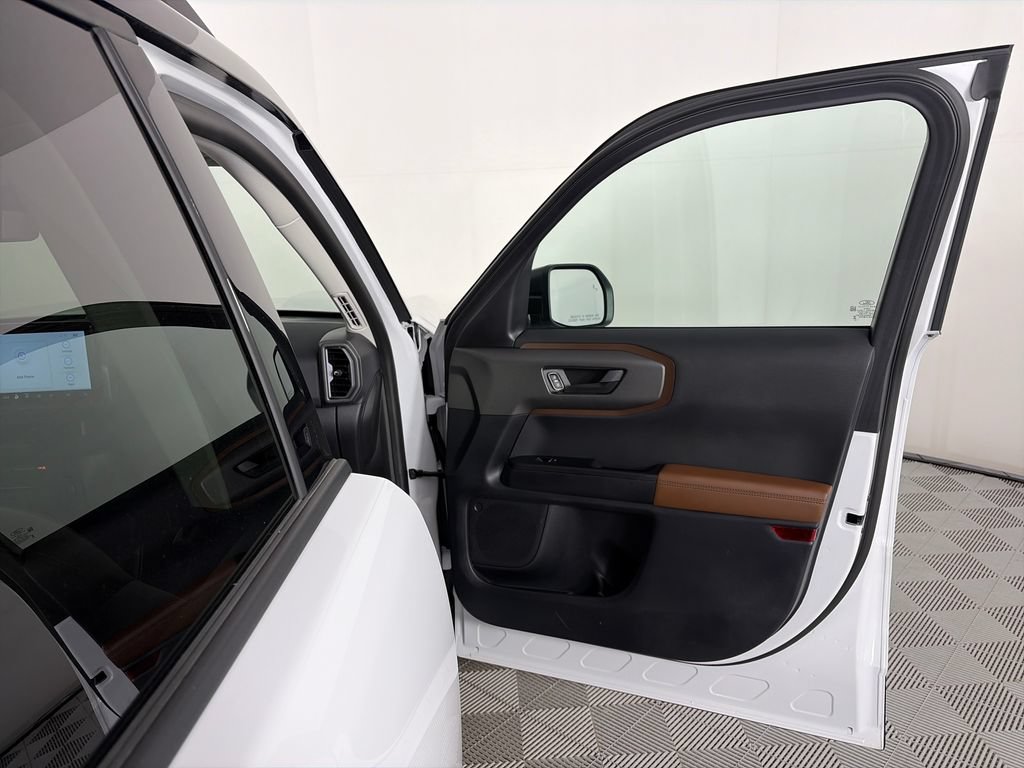 Certified 2025 Ford Bronco Sport Outer Banks AWD/4WD image 30