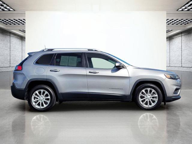 Used 2019 Jeep Cherokee Latitude w/ Popular Appearance Group FWD image 5