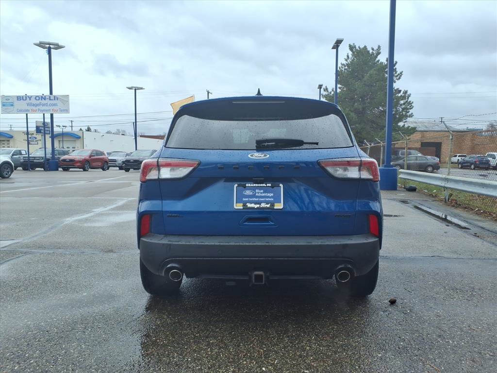 Certified 2022 Ford Escape SEL w/ SEL Stealth AWD Package image 3