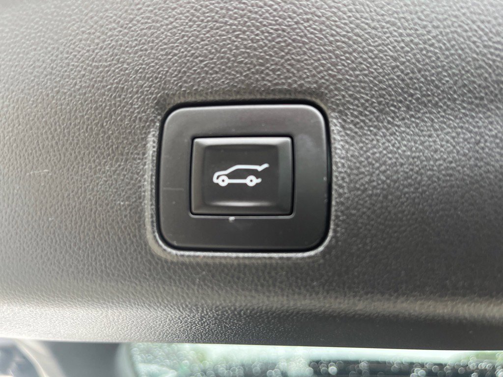 Used 2025 Chevrolet TrailBlazer RS w/ Convenience Package image 21