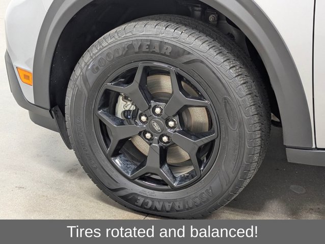 Certified 2024 Ford Maverick Lariat w/ FX4 Off-Road Package AWD/4WD image 2