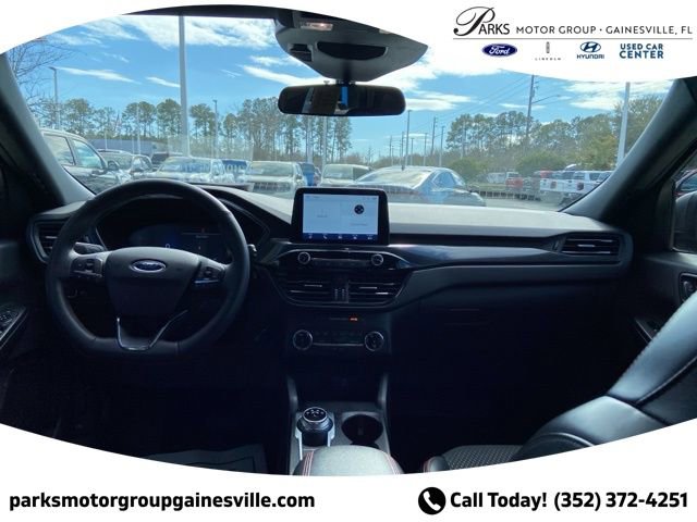 Certified 2025 Ford Escape ST-Line image 15