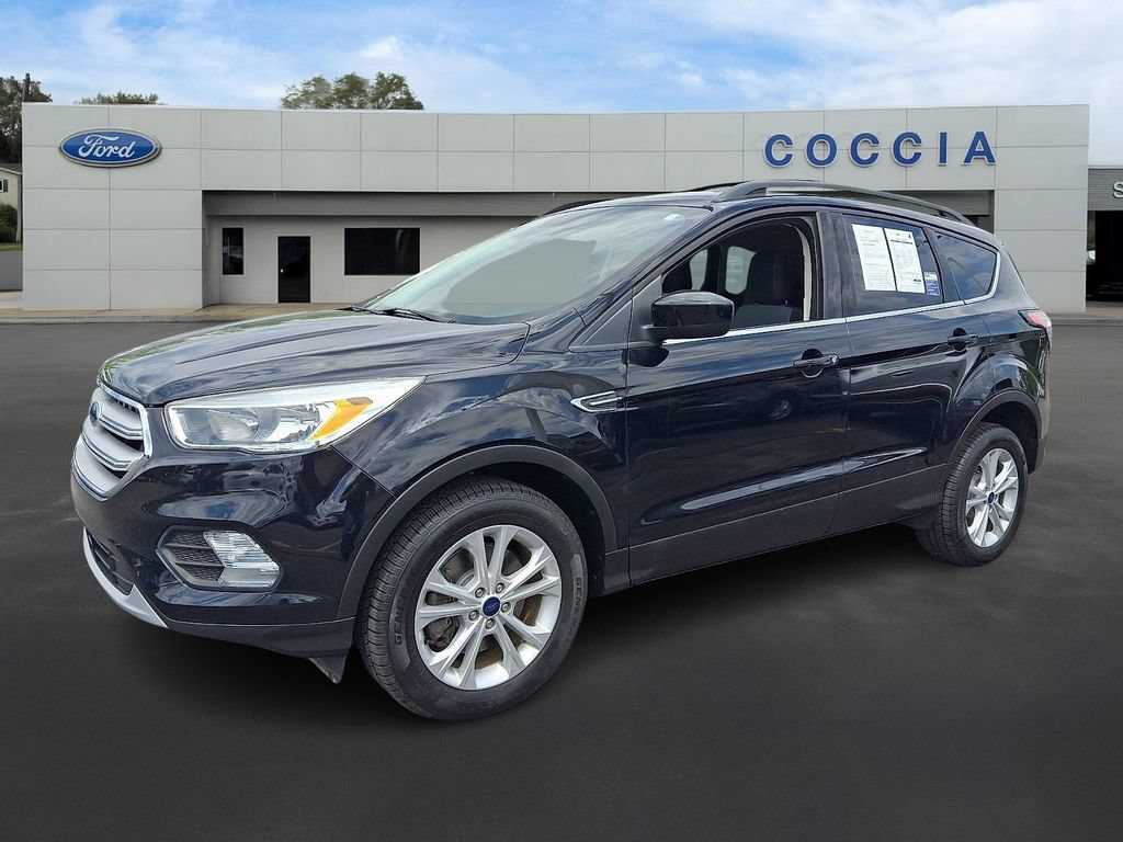 Certified 2018 Ford Escape SE w/ SE Sync 3 Package AWD/4WD image 1