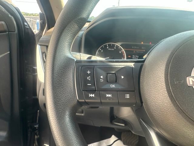 Used 2023 Nissan Rogue SV AWD/4WD image 20