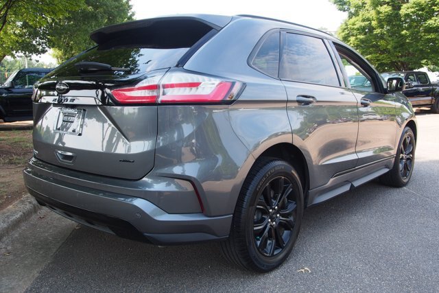 Certified 2022 Ford Edge SE w/ Black Appearance Package AWD/4WD image 7