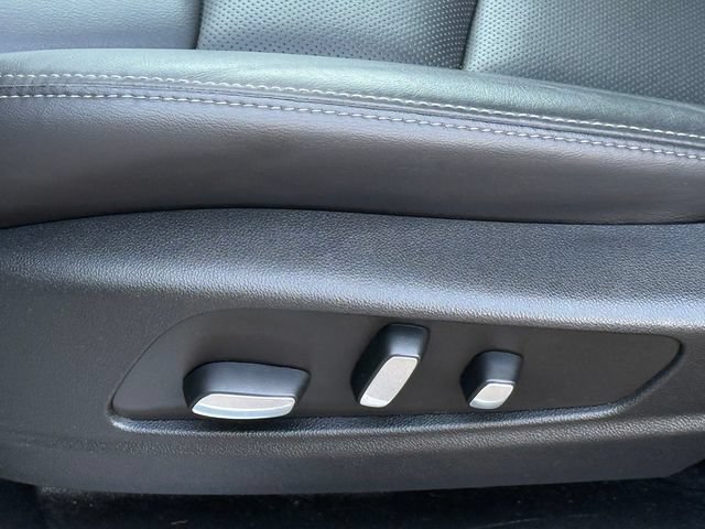 Used 2024 Cadillac XT5 Premium Luxury w/ LPO, Floor Liner Package AWD/4WD image 8