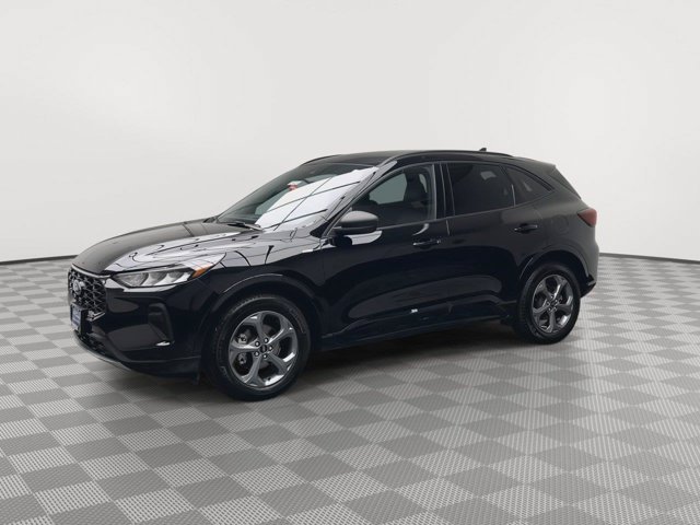 Certified 2023 Ford Escape ST-Line w/ Tech Pack #1 AWD/4WD image 34