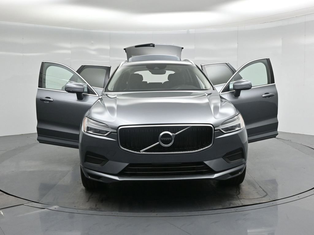 Used 2020 Volvo XC60 T5 Momentum w/ Protection Package Premier image 58