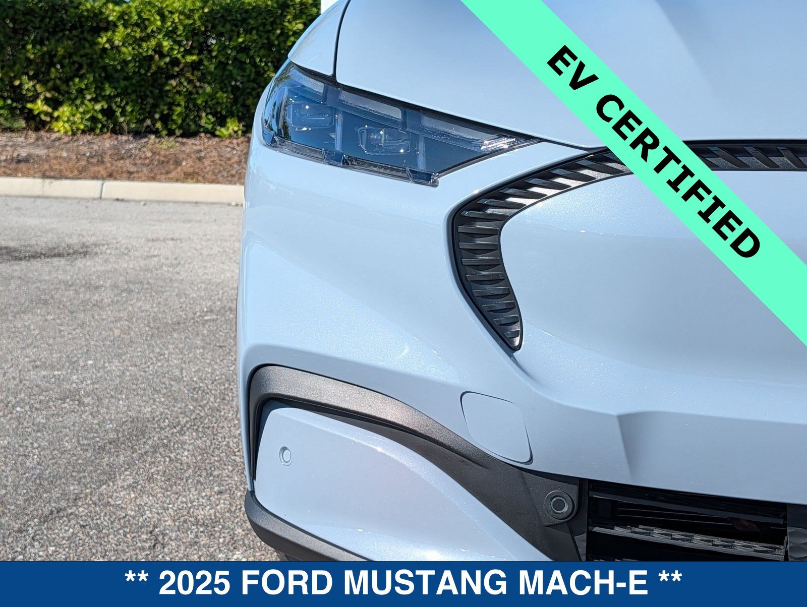 Certified 2025 Ford Mustang Mach-E Select w/ Comfort Package Lite RWD image 10