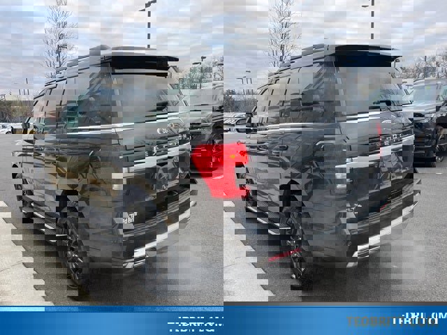 Certified 2022 Ford Expedition XLT image 3