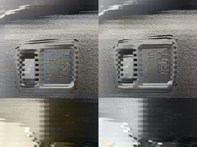 Certified 2024 Ford Expedition Limited image 36