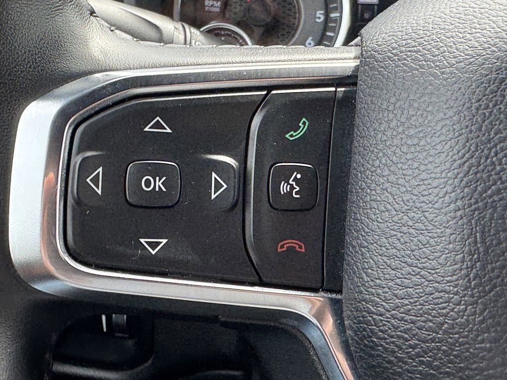 Used 2024 RAM 1500 Laramie AWD/4WD image 26