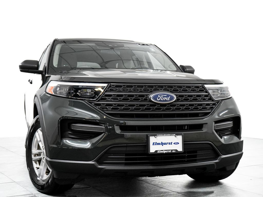 Certified 2022 Ford Explorer 4WD image 2