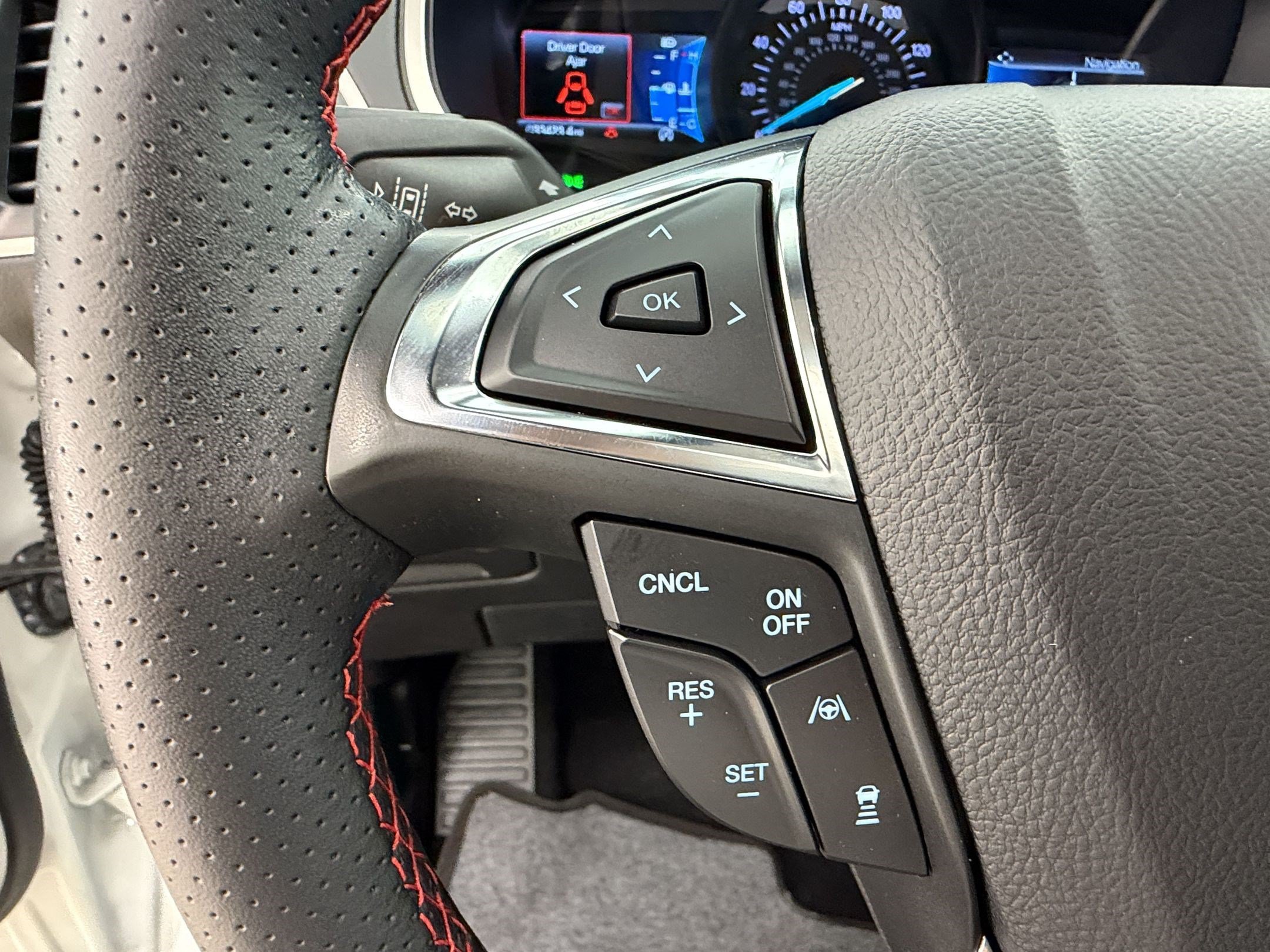 Certified 2021 Ford Edge ST-Line FWD image 16