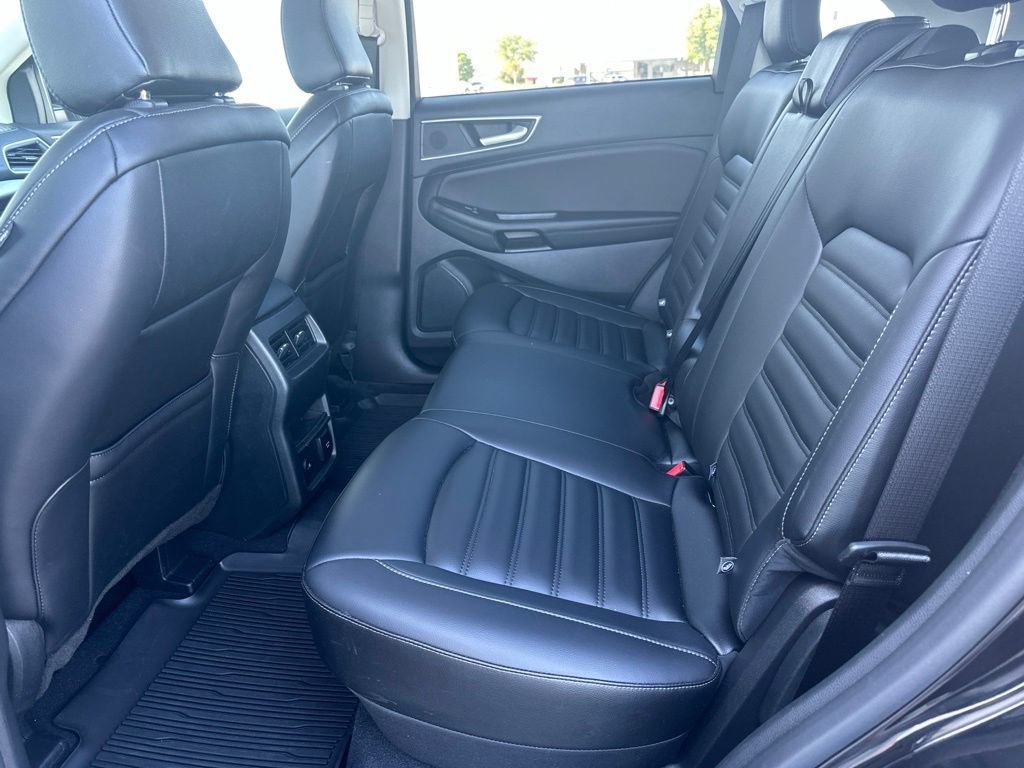 Certified 2024 Ford Edge SEL w/ Convenience Package AWD/4WD image 18