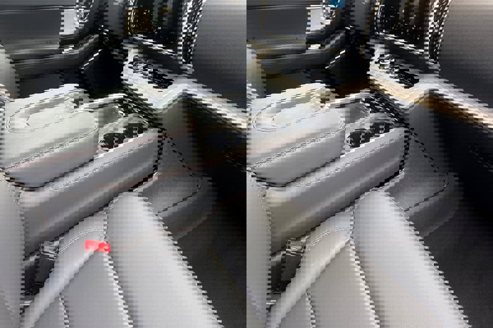 Certified 2025 Ford Expedition Max Active image 18