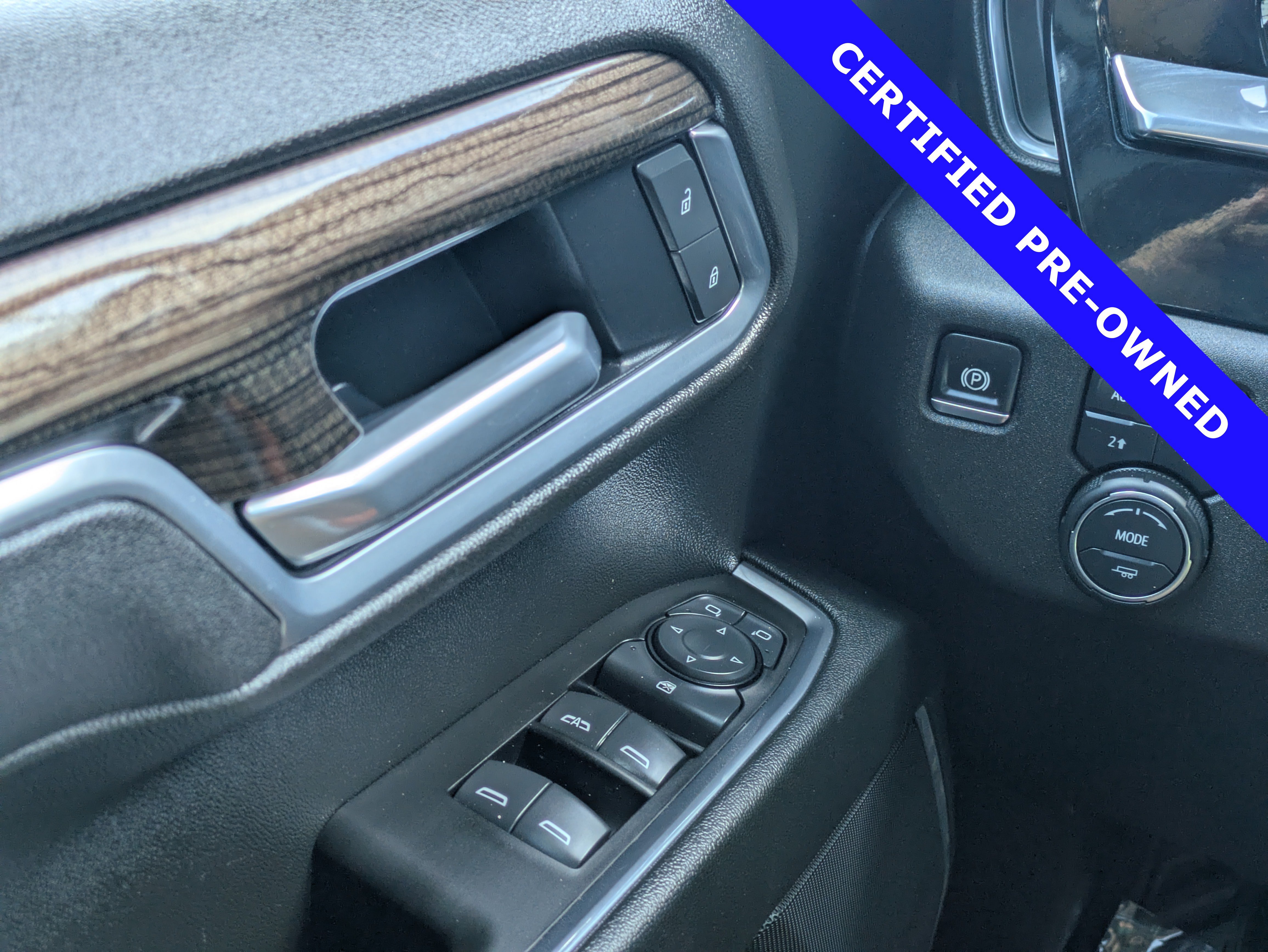 Used 2025 Chevrolet Silverado 1500 RST AWD/4WD image 25
