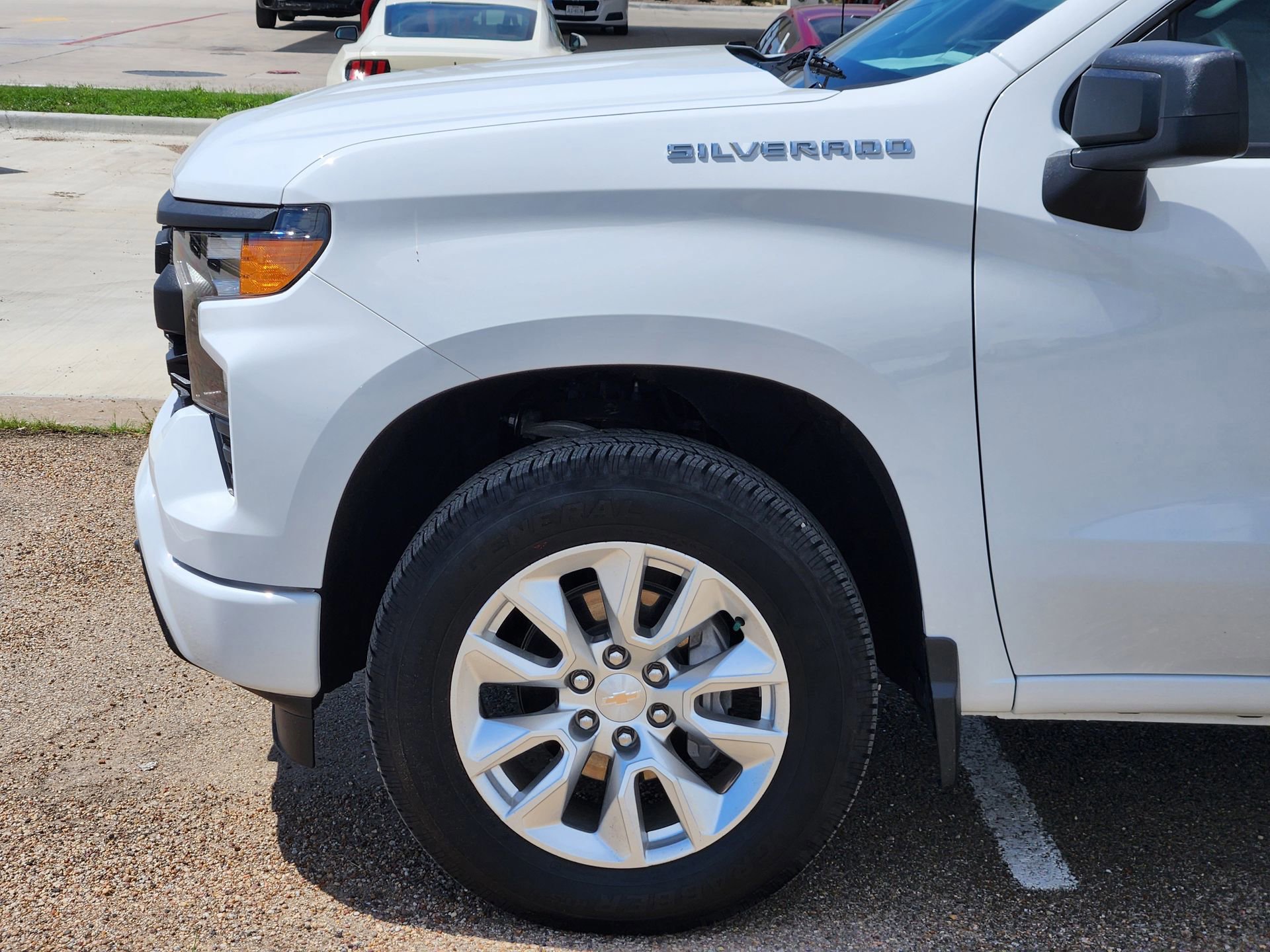 Used 2024 Chevrolet Silverado 1500 Custom image 11