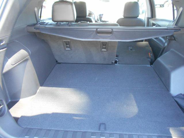 Used 2022 Chevrolet Equinox Premier AWD/4WD image 9