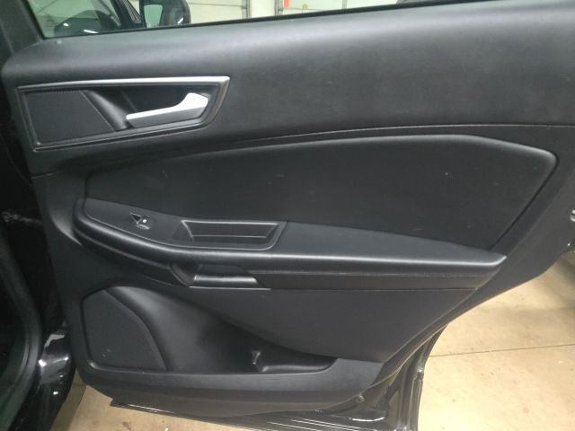 Certified 2020 Ford Edge SE FWD image 7