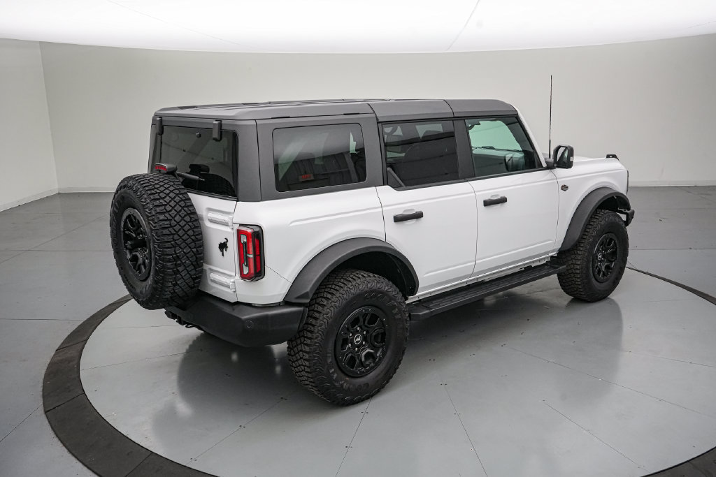 Certified 2024 Ford Bronco Wildtrak AWD/4WD image 4