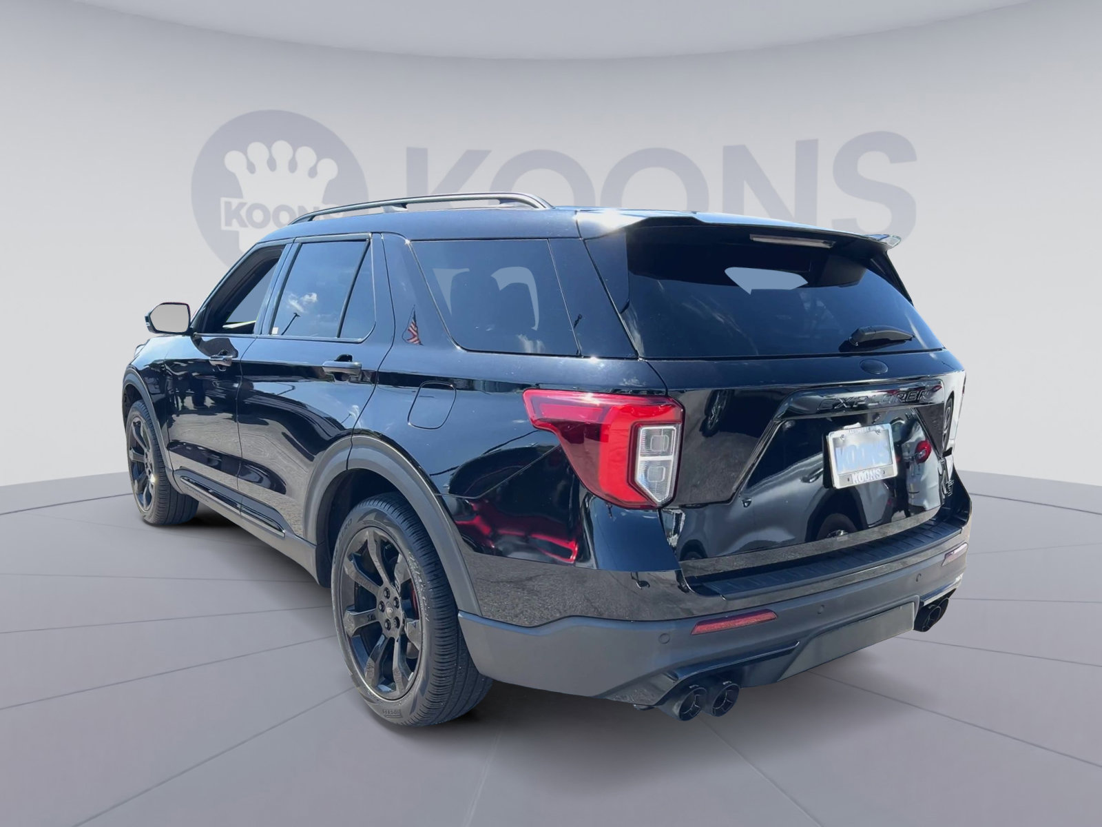 Certified 2022 Ford Explorer ST w/ Equipment Group 401A AWD/4WD image 10