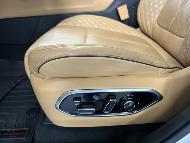 Used 2024 Jeep Grand Cherokee L Summit AWD/4WD image 13