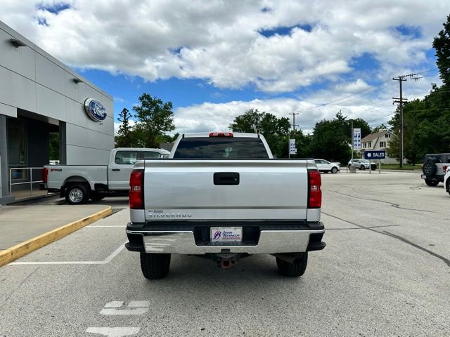 Used 2019 Chevrolet Silverado 2500 W/T w/ Snow Plow Prep Package AWD/4WD image 16