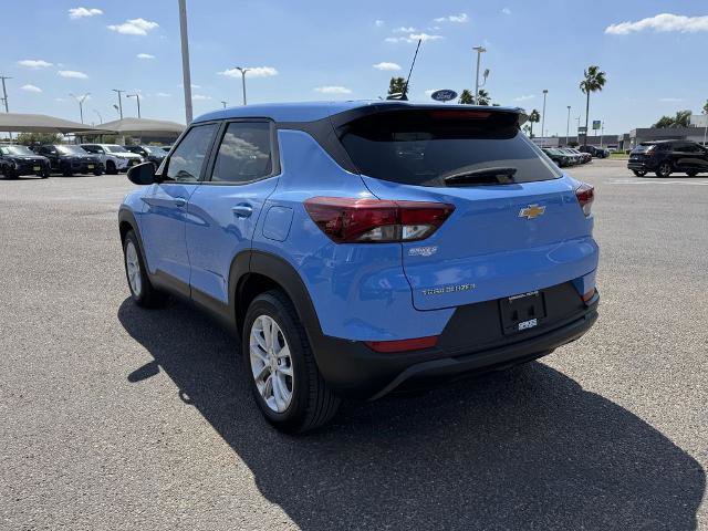 Used 2024 Chevrolet TrailBlazer LS w/ LS Convenience Package image 3