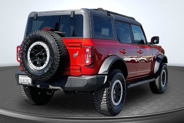 Certified 2024 Ford Bronco Outer Banks w/ Sasquatch Package AWD/4WD image 2