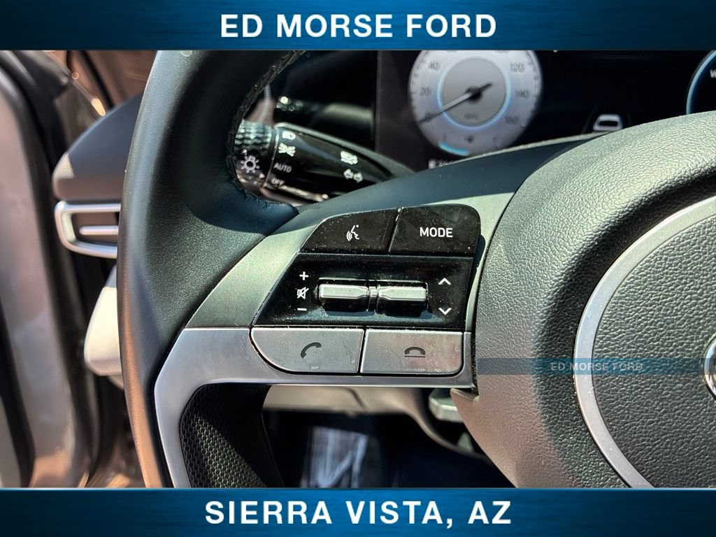 Used 2023 Hyundai Elantra Limited FWD image 29