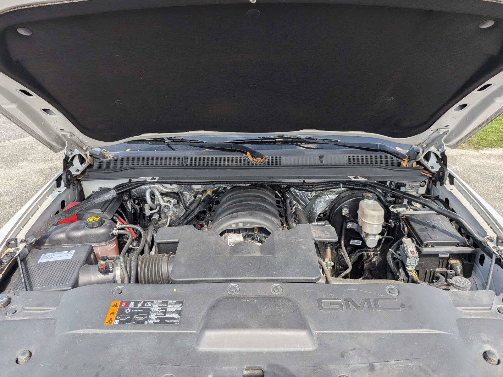 Used 2018 GMC Yukon Denali w/ Open Road Package AWD/4WD image 11