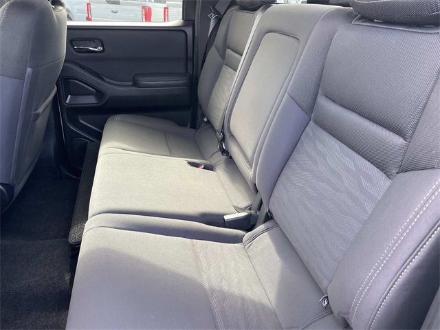 Used 2023 Nissan Frontier SV w/ SV Convenience Package image 32