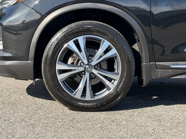 Used 2017 Nissan Rogue SL w/ SL Premium Package AWD/4WD image 26
