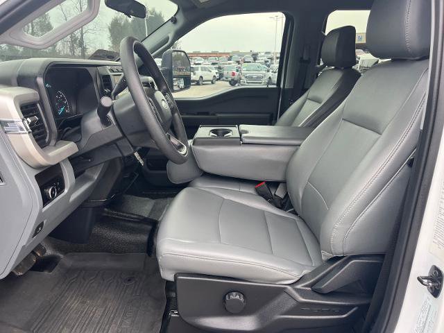 Certified 2024 Ford F550 4x4 Crew Cab Super Duty image 18