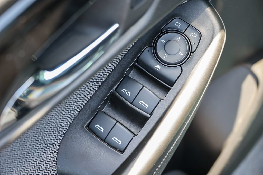 Used 2024 Chevrolet TrailBlazer LT FWD image 5