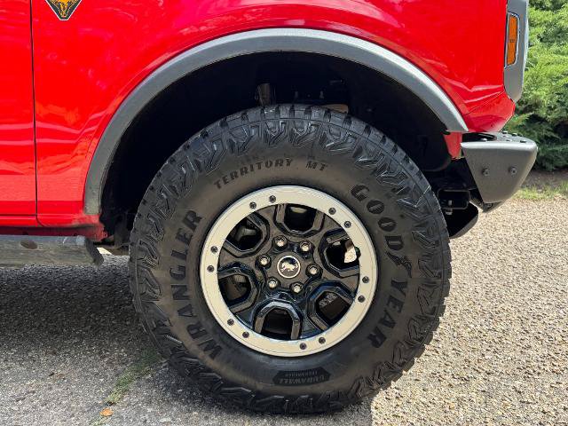 Certified 2022 Ford Bronco Badlands AWD/4WD image 4