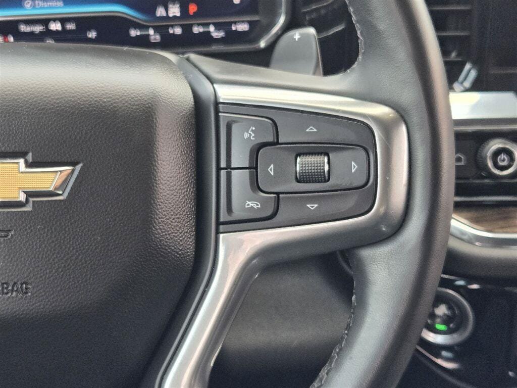 Used 2024 Chevrolet Silverado 1500 LT w/ Z71 Off-Road Package AWD/4WD image 26