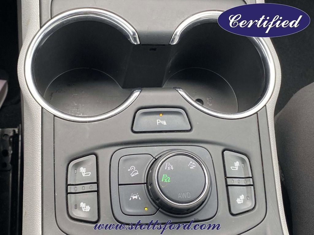 Used 2023 GMC Terrain SLT w/ Tech Package image 29