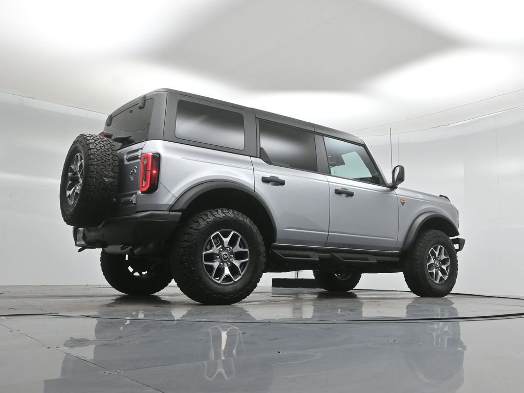Certified 2024 Ford Bronco Badlands AWD/4WD image 47