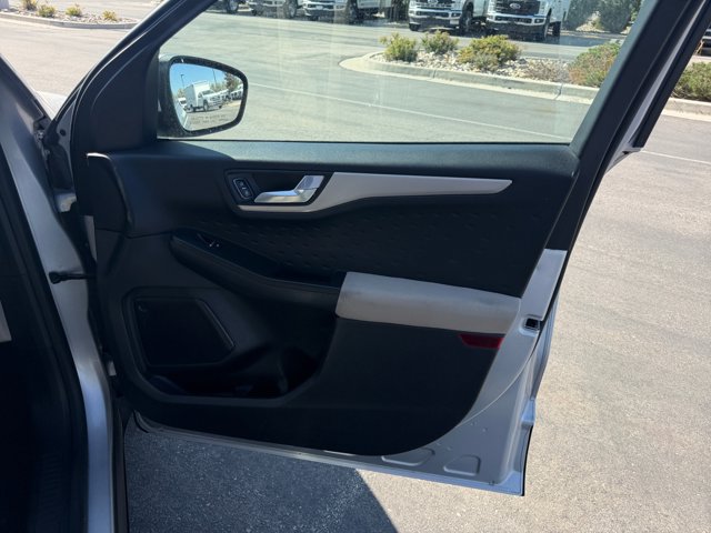 Certified 2020 Ford Escape SE AWD/4WD image 16